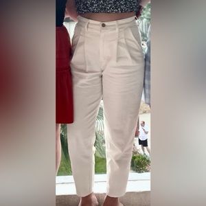 White Abercrombie & Fitch Jeans